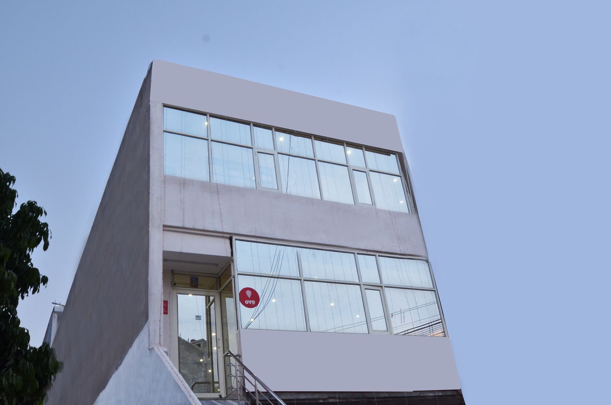 Oyo Platinum Inn Nayagaon Экстерьер фото